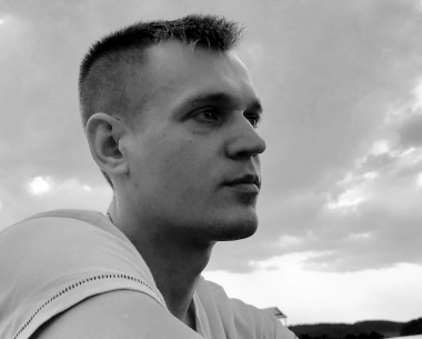 Денис Дубровский